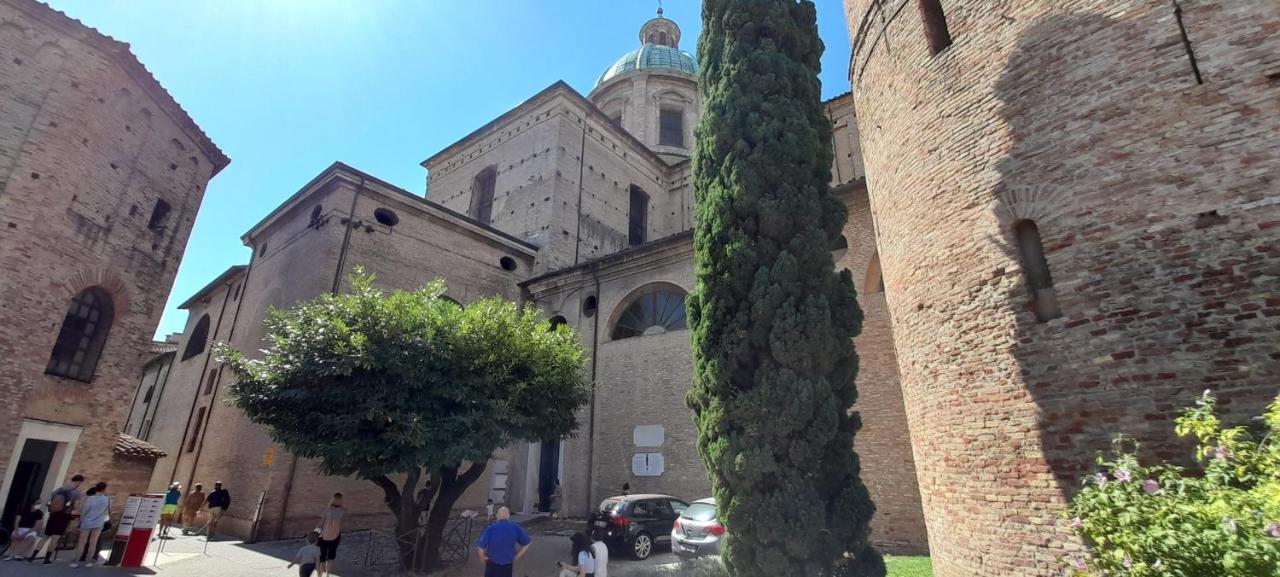 Corte Cavour. Una Mansarda Nel Cuore Della Citta Ravenna Exteriér fotografie